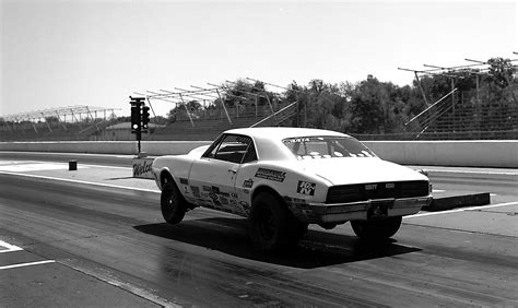 Drag racing at Tulsa Raceway Park - James Pratt