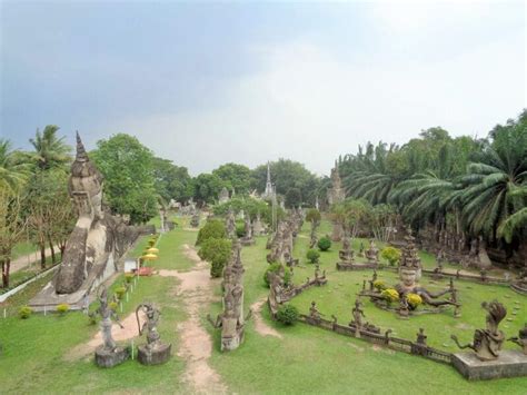 Lắng Lòng Nơi Buddha Park Vườn Tượng Phật Nổi Tiếng Nước Lào