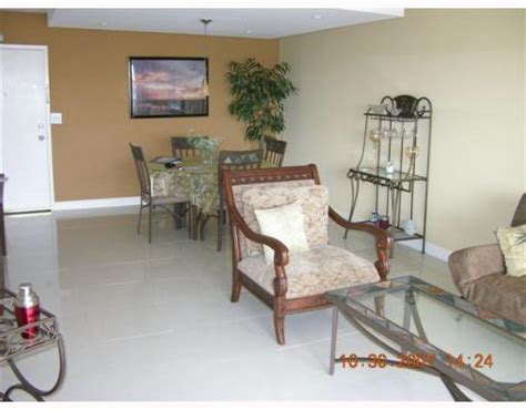 1200 Hibiscus Ave Apt 1206 Pompano Beach FL 33062 Realtor