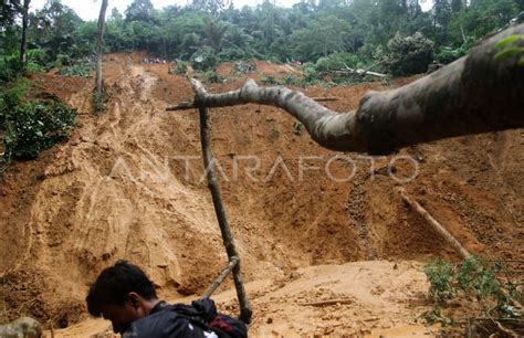 Tanggap Darurat Longsor Antara Foto