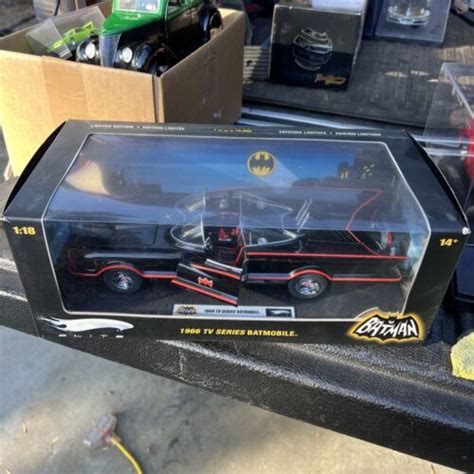 Hot Wheels Elite Limited Edition 1966 TV Series Batmobile 1 18 DC EBay