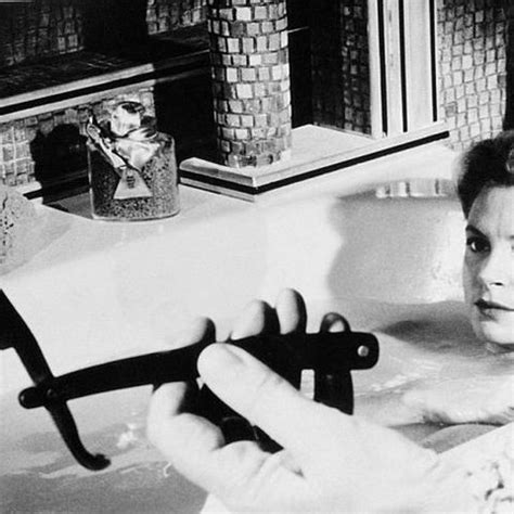 gerontakos The Naked Edge Γυμνή κόψη