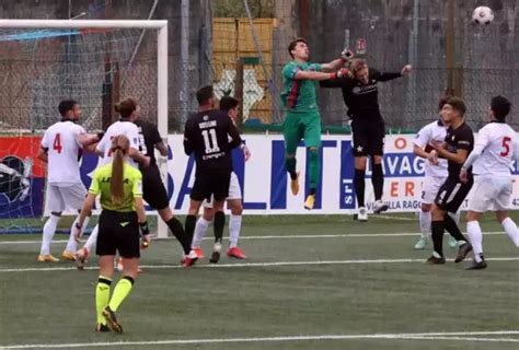 Il Monferrato Calcio Casale Gioca A Borgosesia In Promozione Il Big