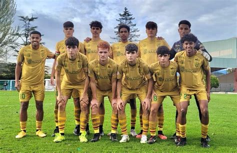 CD Calahorra El CD Calahorra Juvenil Nacional Remonta Y Consigue Una