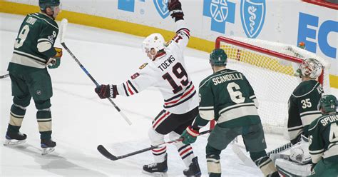 Toews Ot Goal Pushes Blackhawks Past Wild 4 3 Cbs Chicago