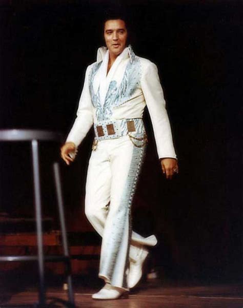 The World Of Elvis Jumpsuits 68 Pictures Of Elvis Presley Performing In His Iconic Jumpsuits