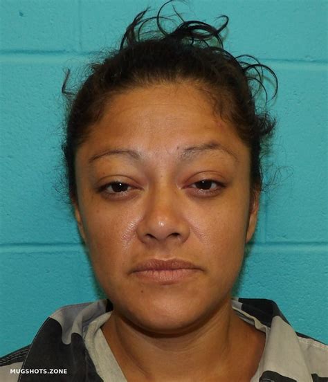 LOPEZ RACQUAL MARIE 09 17 2022 Nolan County Mugshots Zone