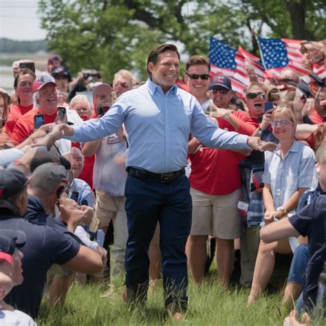 Florida Governor Ron DeSantis Makes Last-Minute Push in Iowa for GOP ...