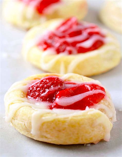 Easy Strawberry Cream Cheese Danish Recipe Marias Kitchen