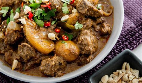 Pressure Cooker Massaman Beef Curry Prestige