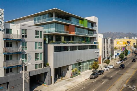 N La Brea Ave Los Angeles Ca Office For Lease Loopnet