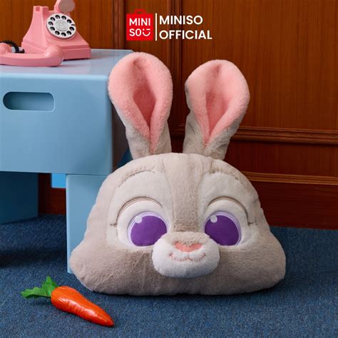 Jual MINISO X Disney Zootopia Collection 18in. Pillow Bantal Hias ...