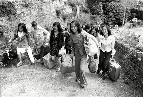 Vietnam Refugees Britain Vietnamese Refugees Arrive Editorial Stock ...