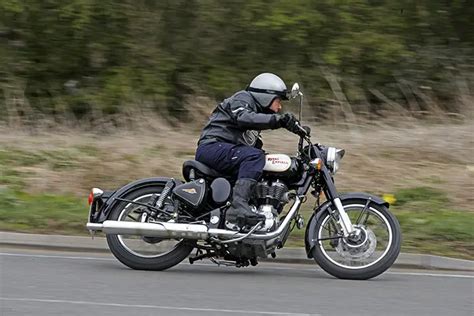 2016 Royal Enfield Classic 500 Review