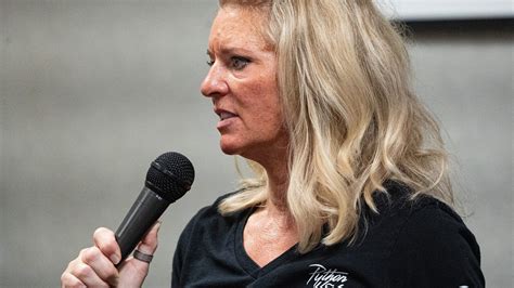 Python Huntress Amy Siewe speaks about snakes at Ding Darling preserve