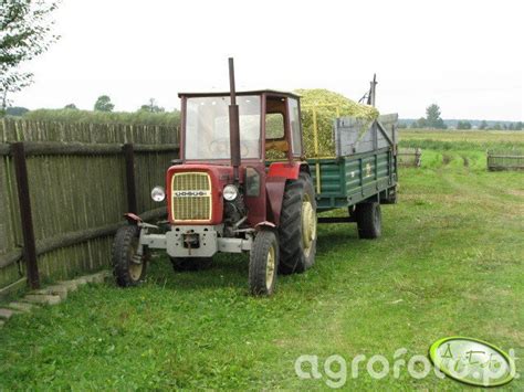 Obraz Ciagnik Ursus C 330 Rozrzutnik 384194 Galeria Rolnicza Agrofoto