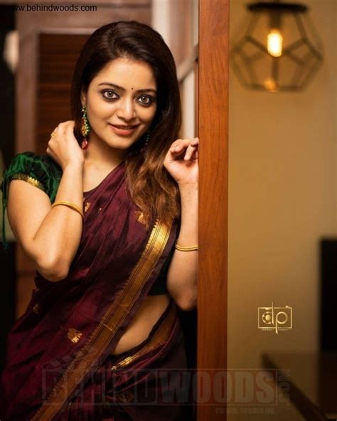 Janani Iyer Saree