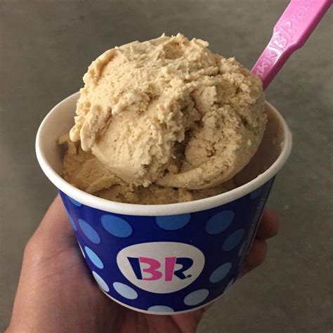 The Best Baskin Robbins Ice Cream Flavors Ranked