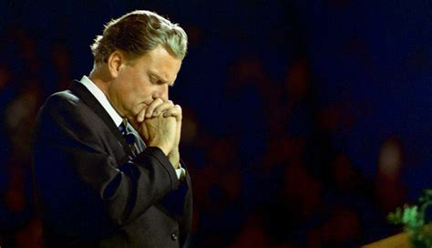 Billy Graham Praying Inspirational Christians