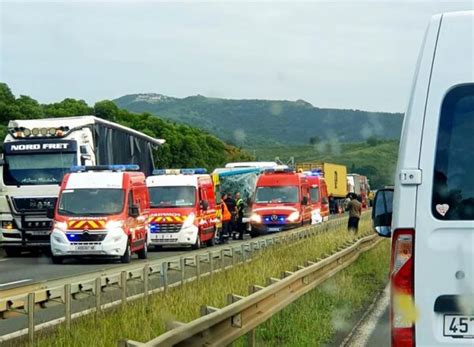 Accident Mortel Entre Un Bus Et Un Poids Lourd Dnc Nc