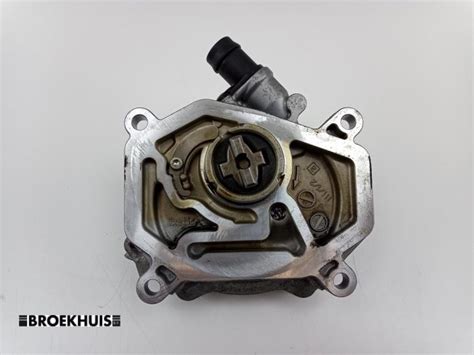 Vacuum Pump Petrol Mercedes C Estate C 350 E 2 0 16V A2701800901