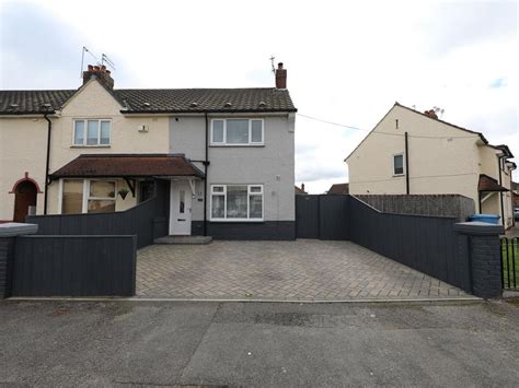 3 Bed End Terrace House To Rent In Tanfield Grove Hull Hu9 £950 Pcm