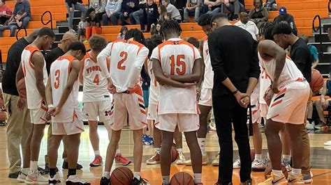 Early Onslaught Sends Hoptown Boys Past Hca Your Sports Edge 2021