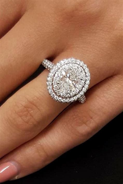 21 Unique Engagement Rings That Will Make Her Happy | Oh So Perfect ...