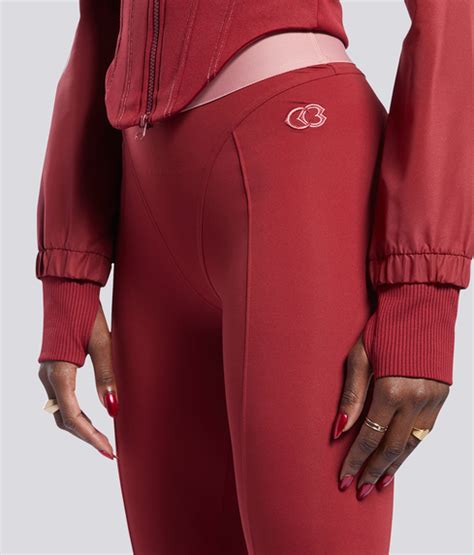 Cardi Red Telegraph