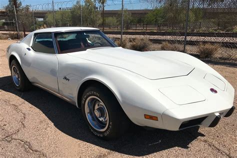 Classic White 1975 Chevrolet Corvette