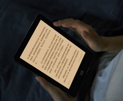 6 дюймов, E ink Carta 1200 и 30 дней без подзарядки. Представлена ...