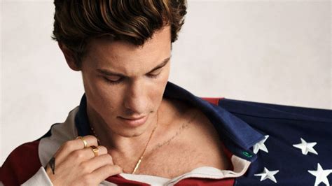 Hilfiger lanza cápsula protagonizada por Shawn Mendes Estilo Musa Moda