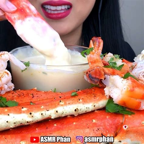 ASMR KING CRAB LEGS X TIGER SHRIMP SEAFOOD BOIL MUKBANG With Creamy