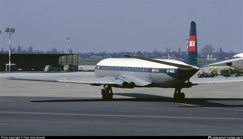 G ARJL BEA De Havilland DH 106 Comet 4B Photo By Peter Scharkowski ID