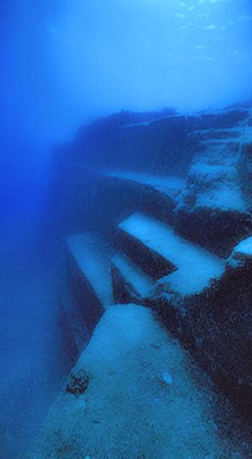 Diving Yonaguni Monument Underwater Pyramid In Japan