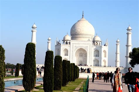 Taj Mahal Pure Photography