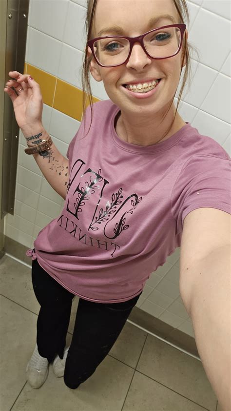 Bathroom Stall Selfie Lol Needed A Break From Work Haha Scrolller