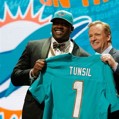 Laremy Tunsil Misses Introductory Press Conference Due to Allergic Reaction | News, Scores ...