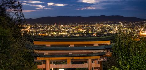 Fushimi Inari Shrine at Night: Kyoto, Japan Tips - TravelCaffeine.com