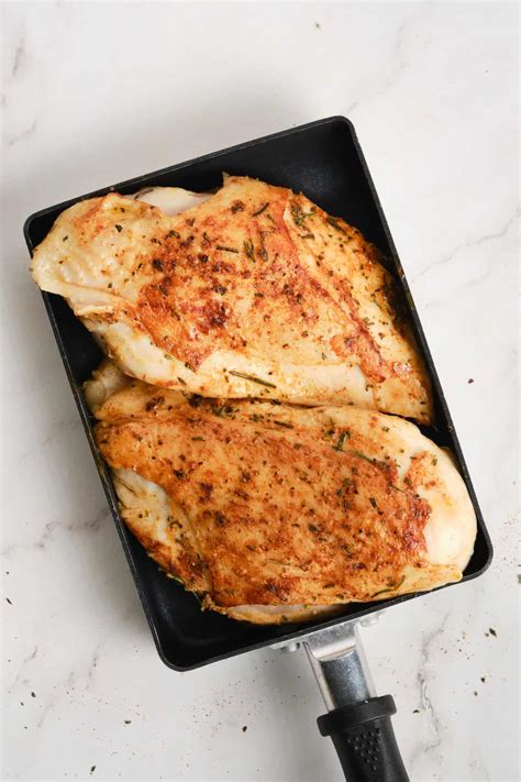 How to Cook Chicken Breast On The Stove – Domajax