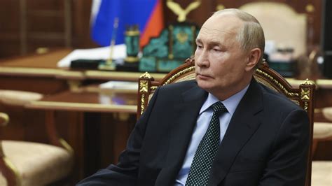 Putin Sends Nuclear Warning To West