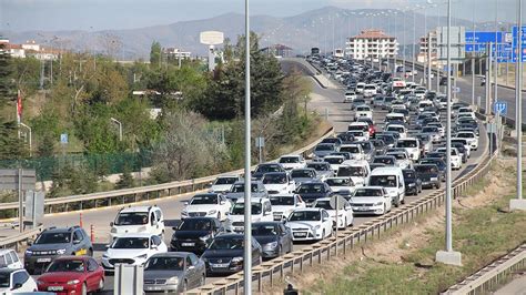 Kilit kavşak Kırıkkale den 1 milyon 335 bin araç geçti Son Dakika