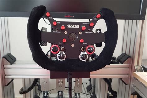 Choosing Your Ideal Sim Racing Steering Wheel: A Quick Guide