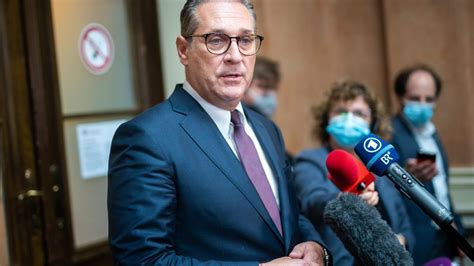 Causa Asfinag Anklage Gegen Heinz Christian Strache Und Siegfried