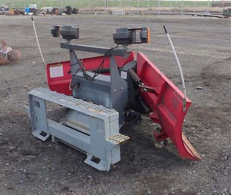 C-517 Skid Steer Quick Attach Snow Blade - Pickett Auction Service