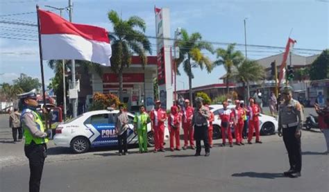 Detik Detik Proklamasi Seluruh Pengendara Di Bondowoso Berhenti