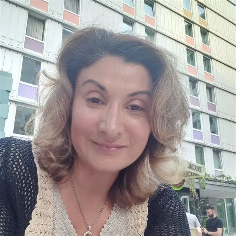 Задержанную в Польше участницу Pussy Riot Айсолтан Ниязову отказались убрать из базы Интерпола