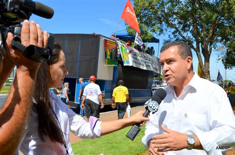 1º Ato Público da Campanha Salarial 2014 termina reunião no