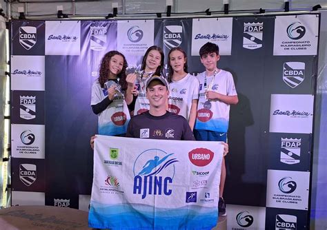 Natação jaraguaense conquista sete medalhas no Sul Brasileiro Mirim e