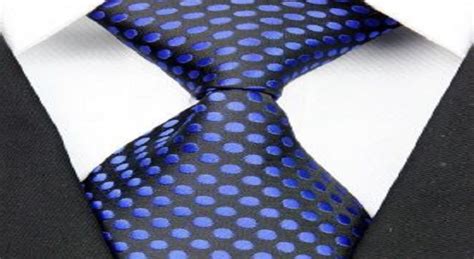 tips  wearing neckties managers office